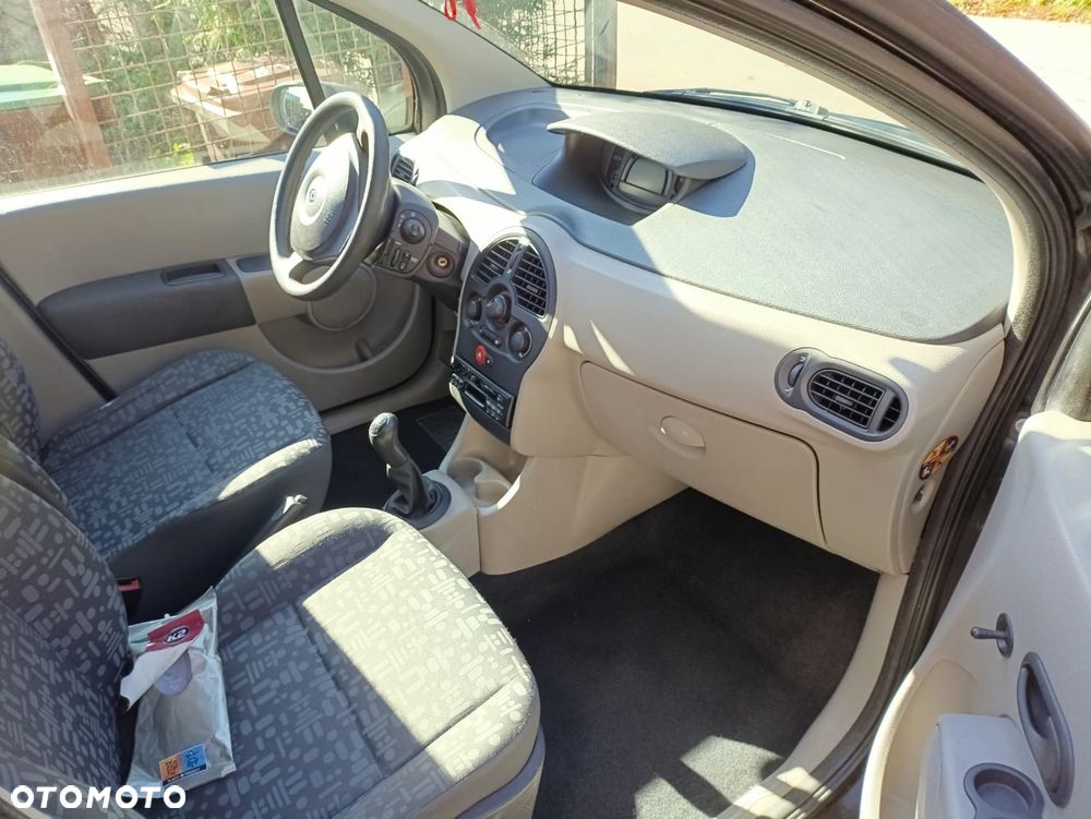 Renault Modus - 6