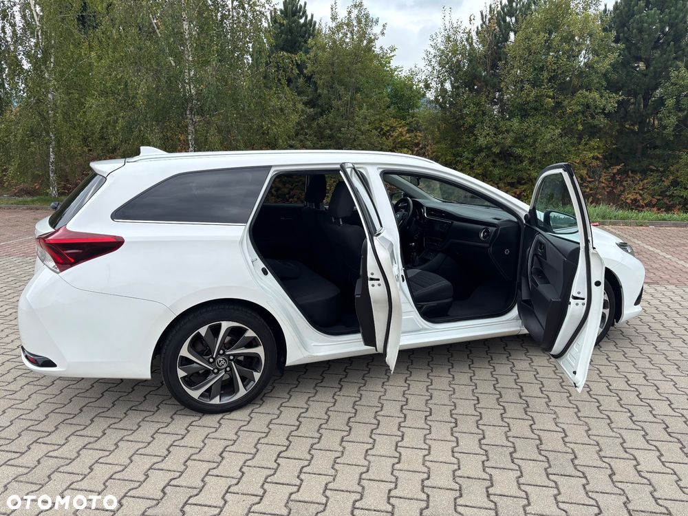 Toyota Auris 1.6 D-4D Comfort - 13