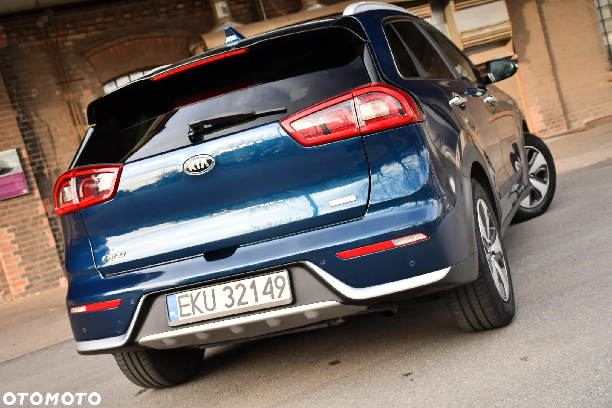 Kia Niro 1.6 GDI Hybrid L - 13