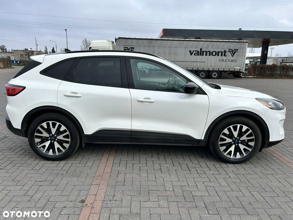 Ford Escape - 9