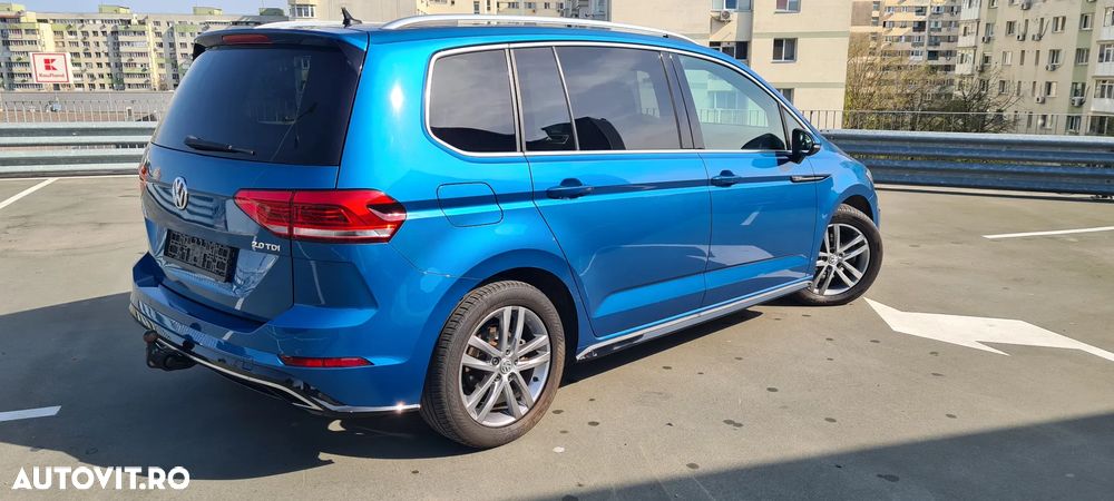 Volkswagen Touran - 32