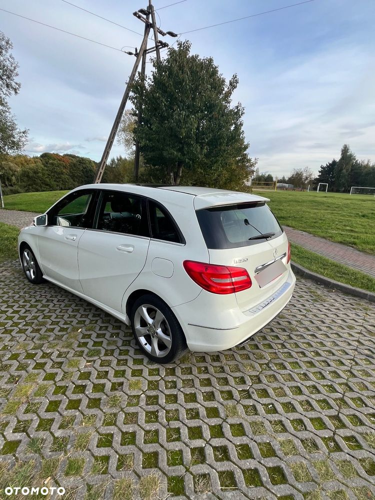 Mercedes-Benz Klasa B 250 - 4