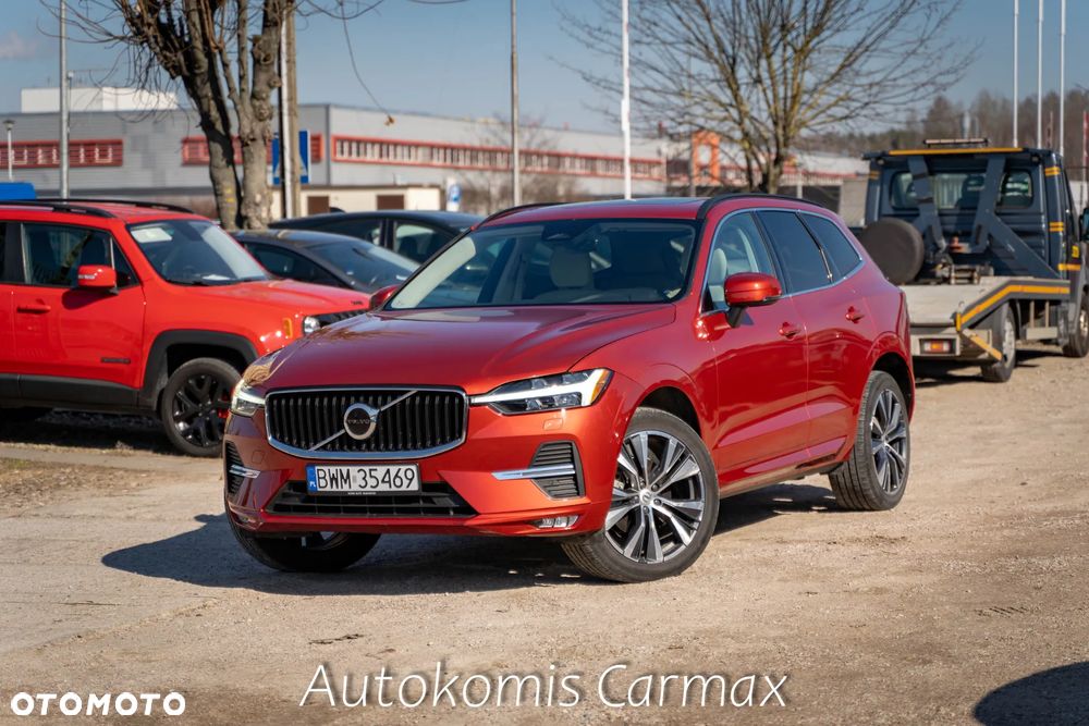 Volvo XC 60 T5 AWD Momentum - 1