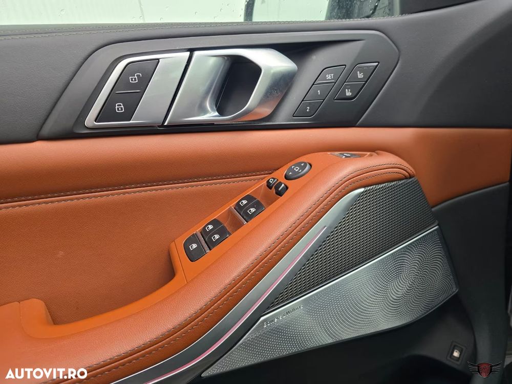 BMW X5 xDrive45e - 11