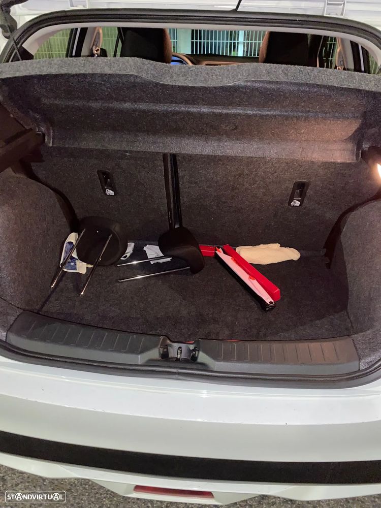 Nissan Micra - 4