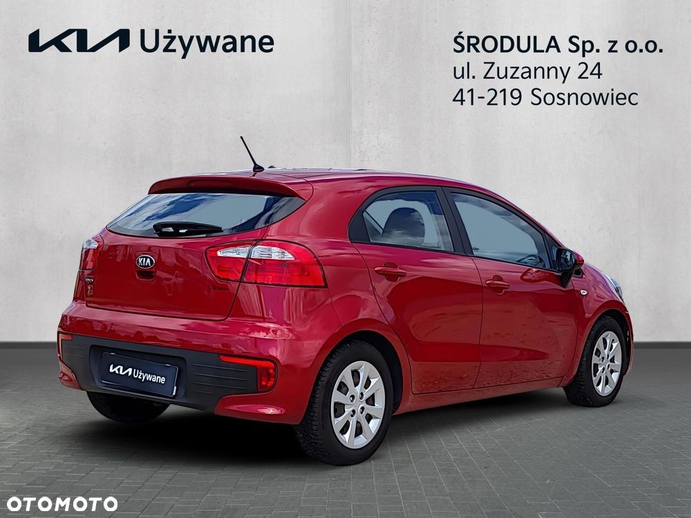 Kia Rio - 5