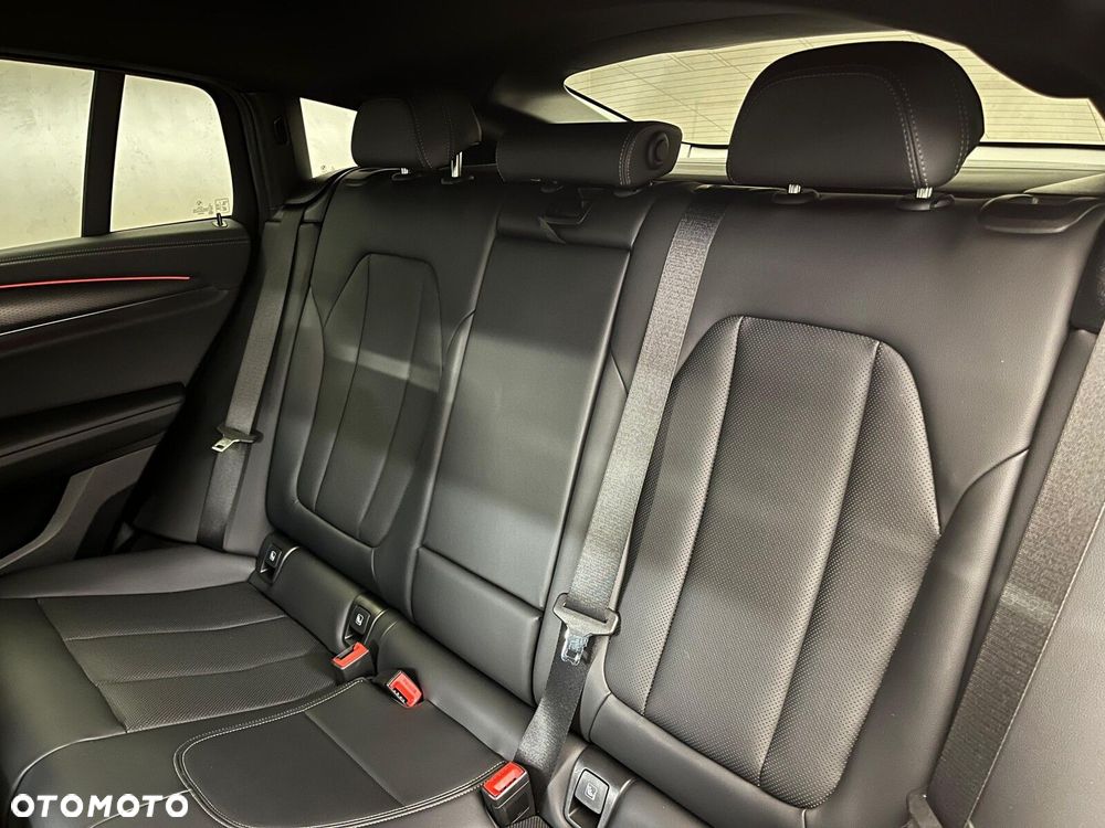 BMW X4 xDrive30i mHEV M Sport sport - 30