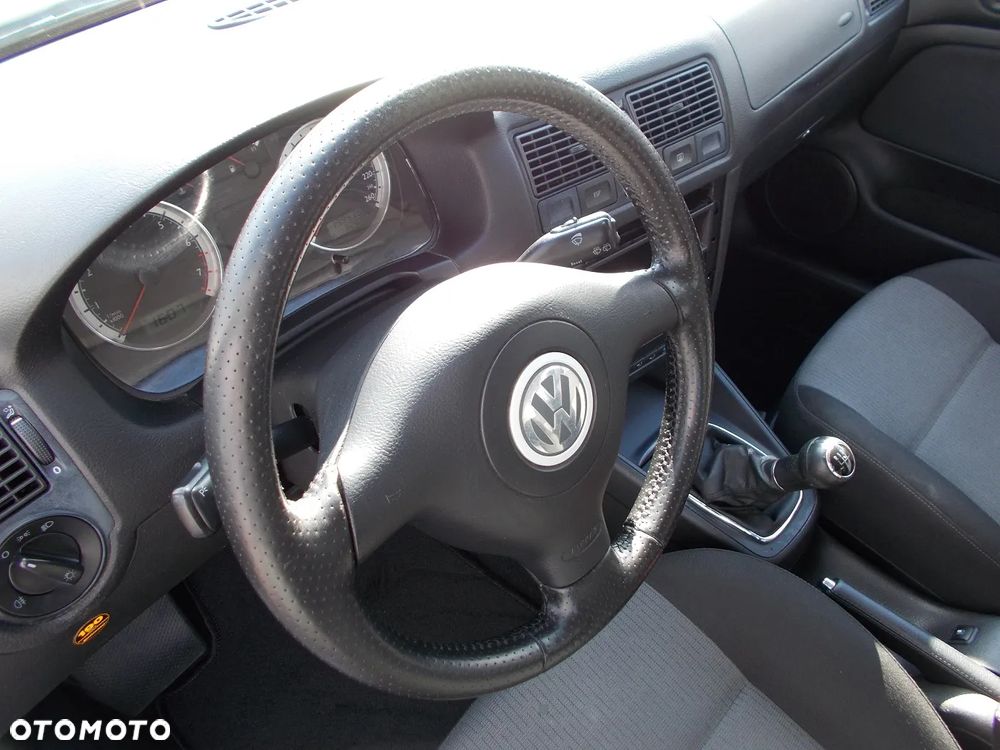 Volkswagen Golf Variant 1.6 Pacific - 20