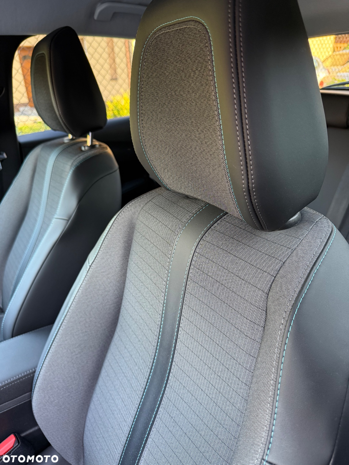 Peugeot 208 PureTech 100 Allure Pack - 9