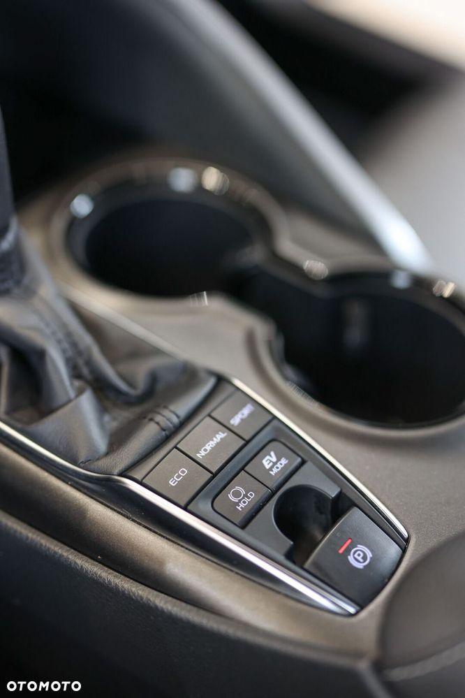 Toyota Camry 2.5 Hybrid Prestige CVT - 33