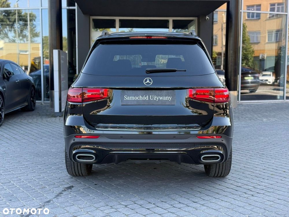 Mercedes-Benz GLB - 8