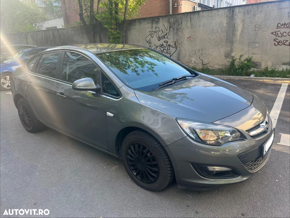 Opel Astra 1.4 Turbo ECOTEC Enjoy - 3