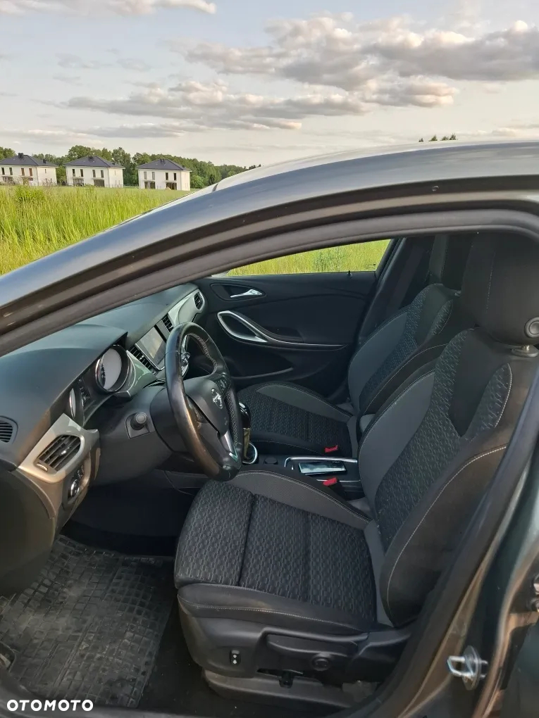 Opel Astra V 1.2 T GS Line S&S - 13