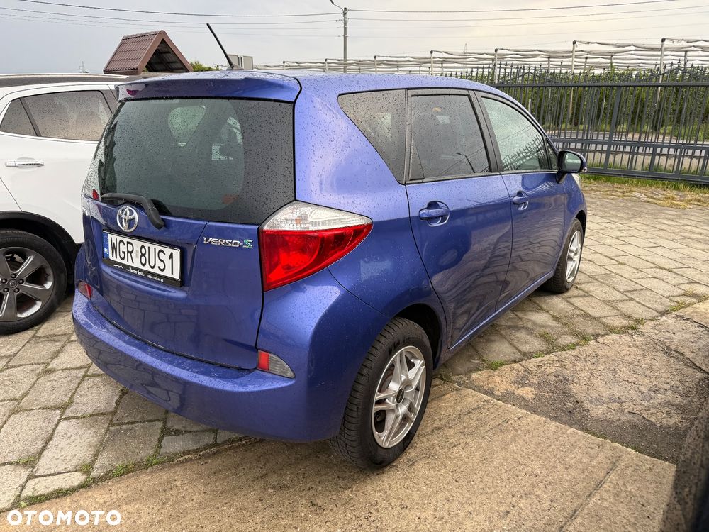 Toyota Verso S - 5