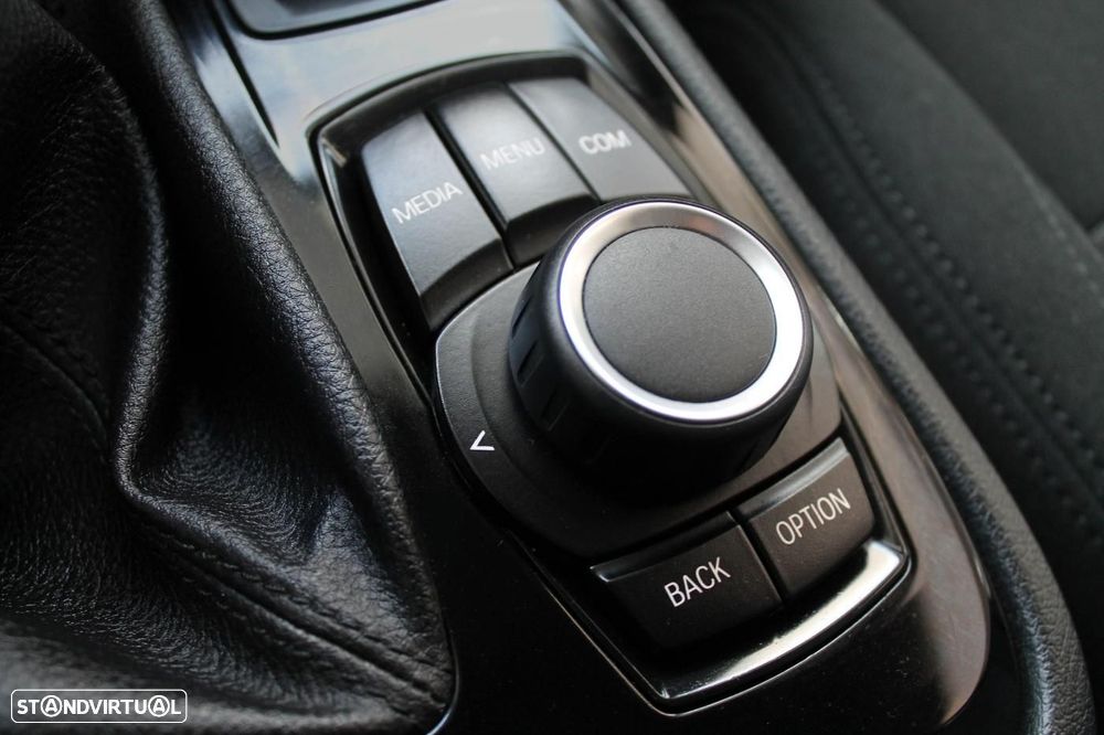 BMW 216 Active Tourer d Advantage - 12