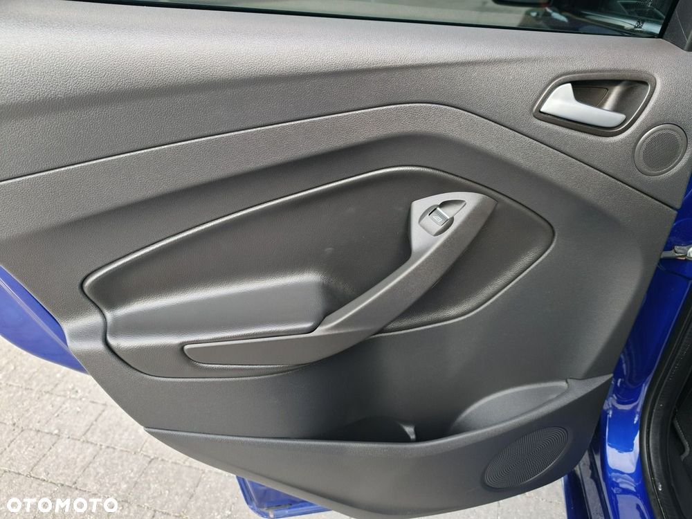 Ford Kuga - 19