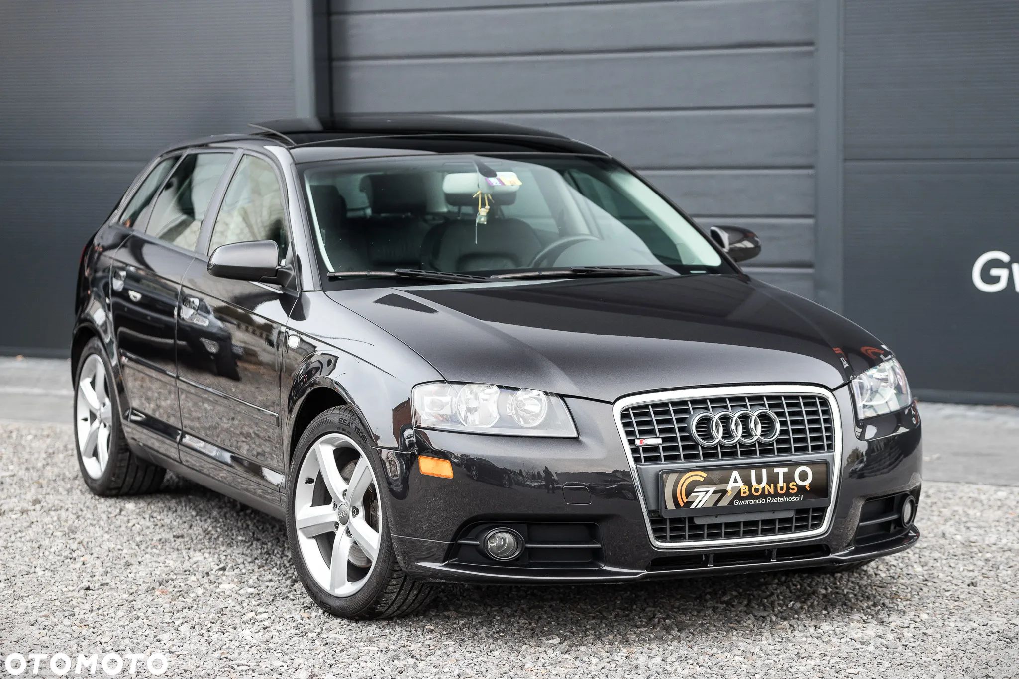 Audi A3 3.2 Sportback quattro S tronic S line Sportpaket plus - 1