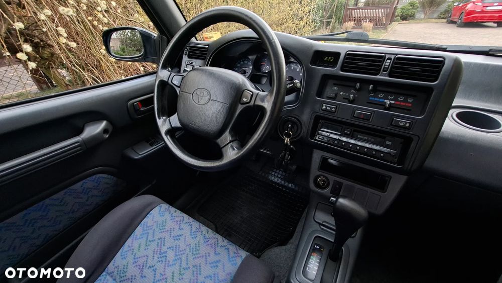 Toyota RAV4 2.0 Fun - 21