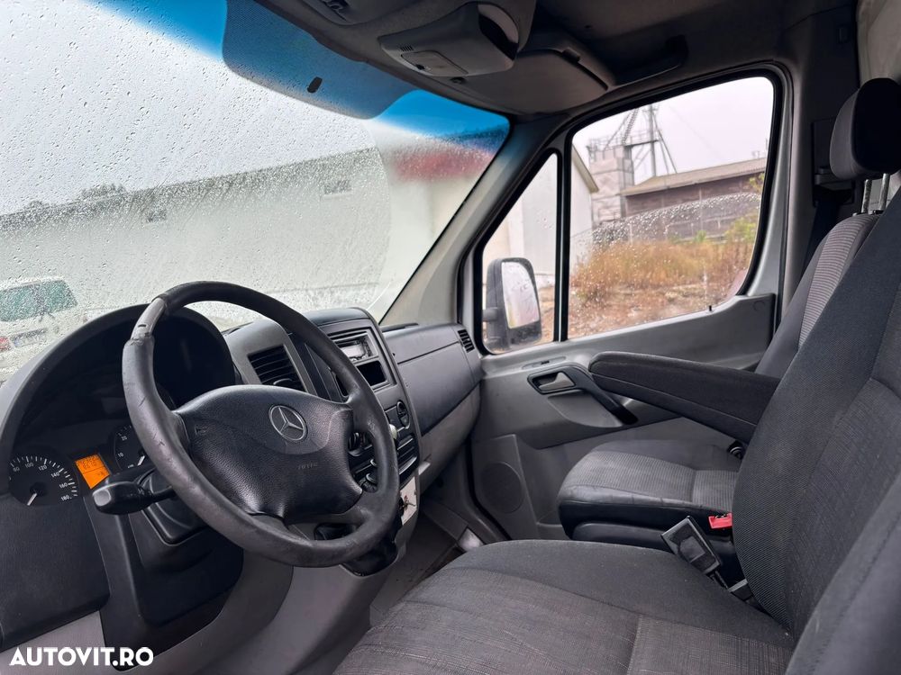 Mercedes-Benz SPRINTER - 4