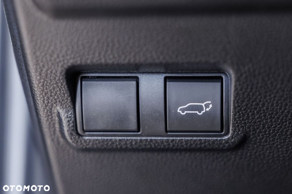 Toyota Corolla Cross - 35