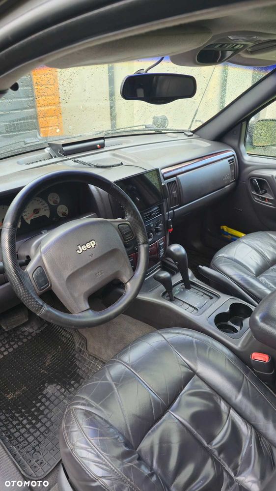 Jeep Grand Cherokee - 6