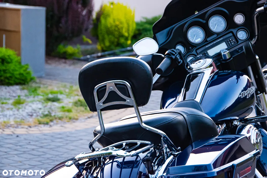 Harley-Davidson FLH Electra Glide - 26
