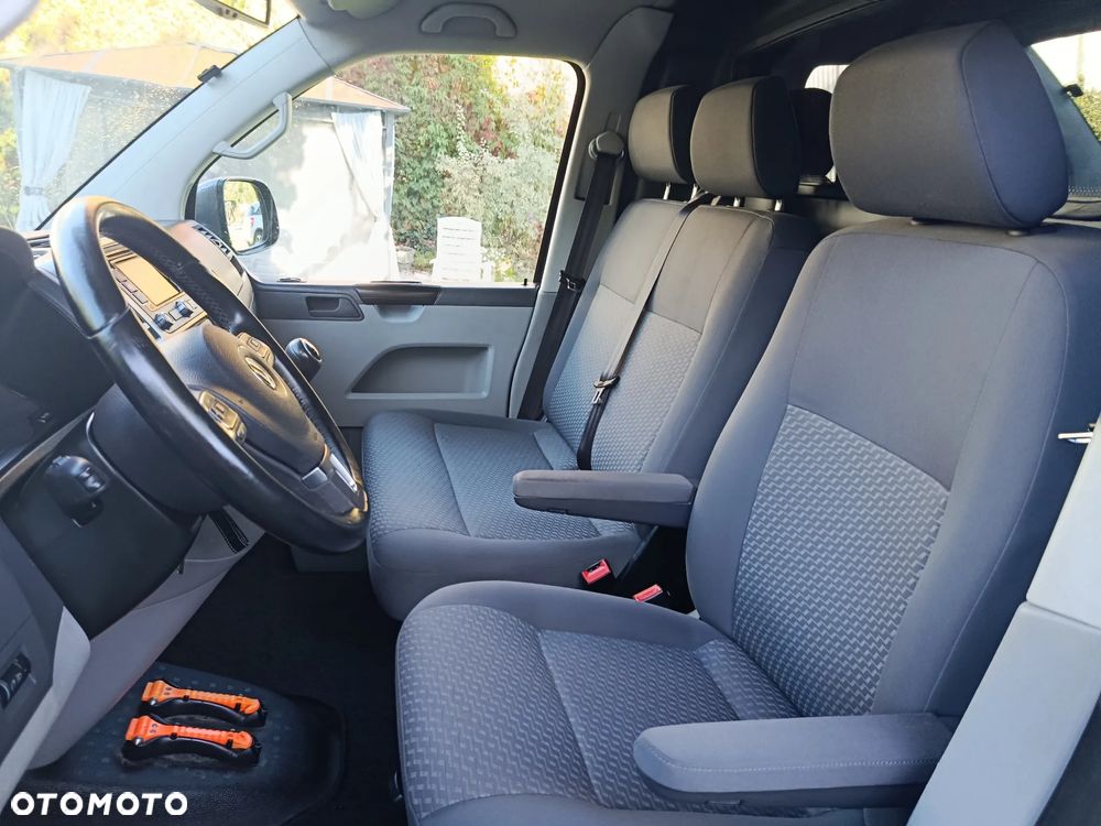 Volkswagen Transporter - 17