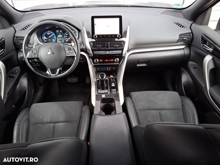 Mitsubishi Eclipse-Cross - 16