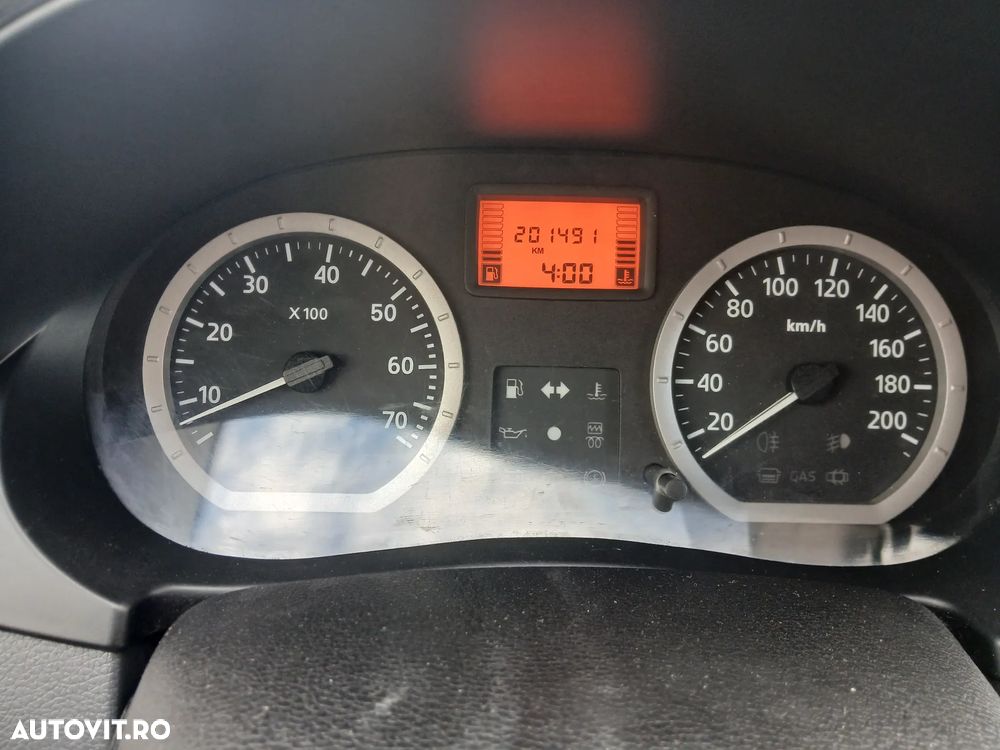 Dacia Logan MCV 1.6 16V Laureate - 11