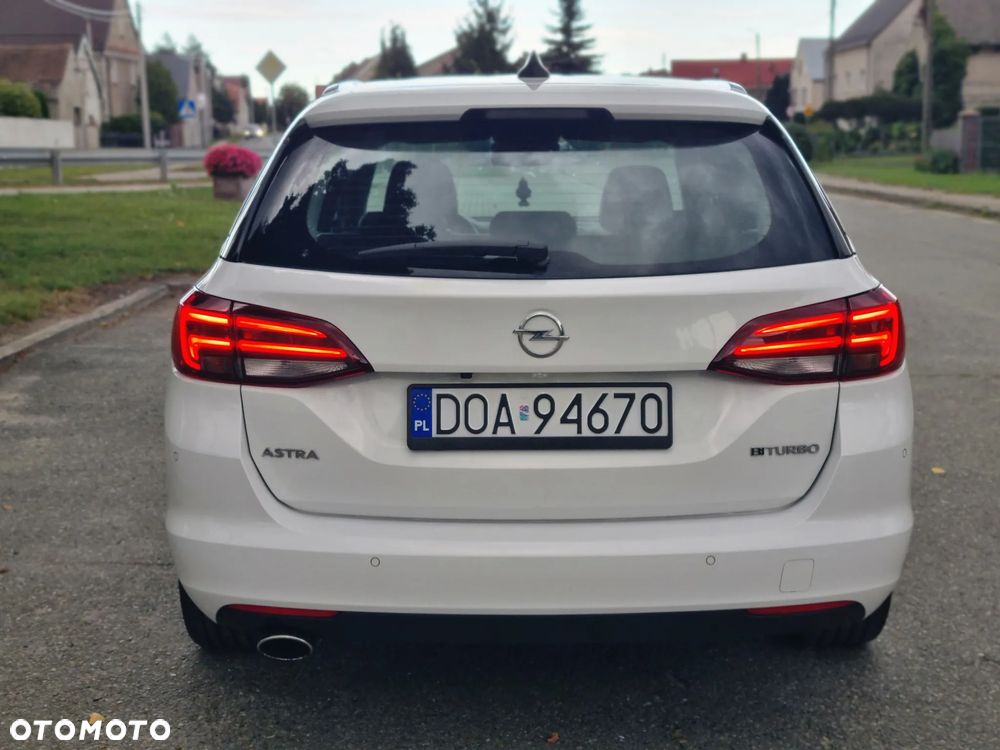 Opel Astra 1.6 BiTurbo D (CDTI) Start/Stop Innovation - 24