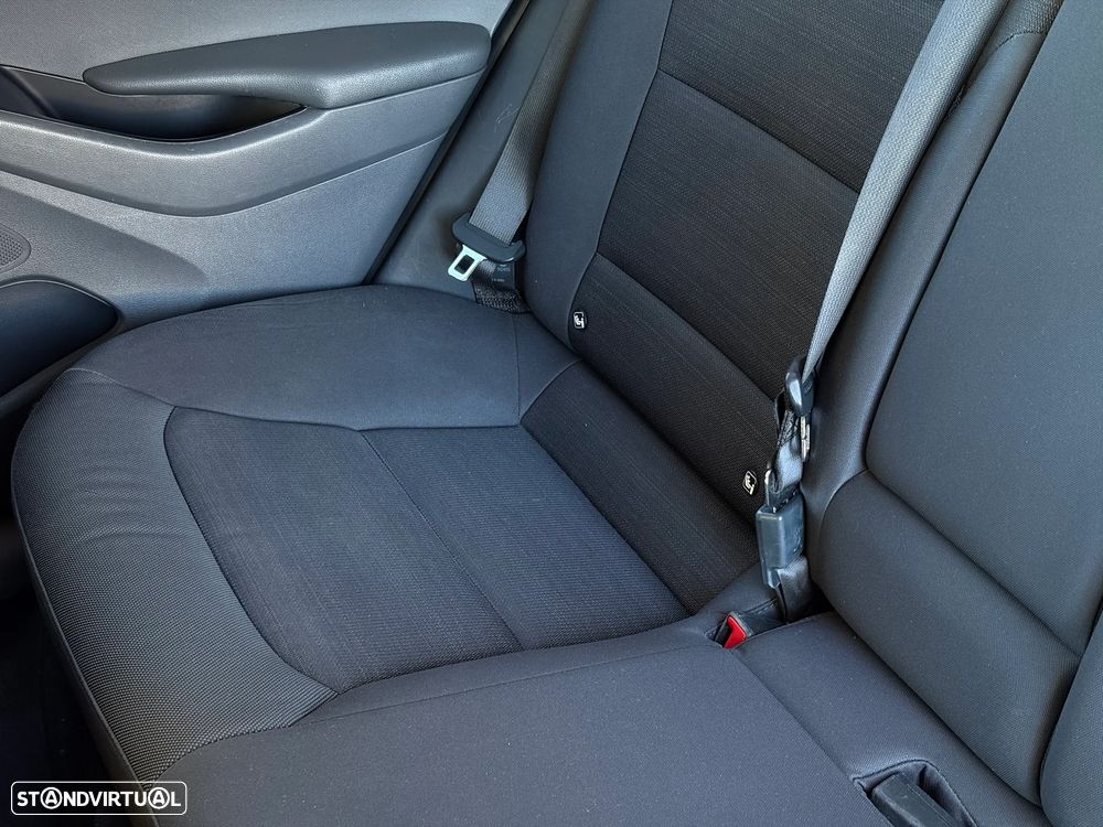 Hyundai Ioniq 1.6 GDI HEV Hybrid Tech - 42