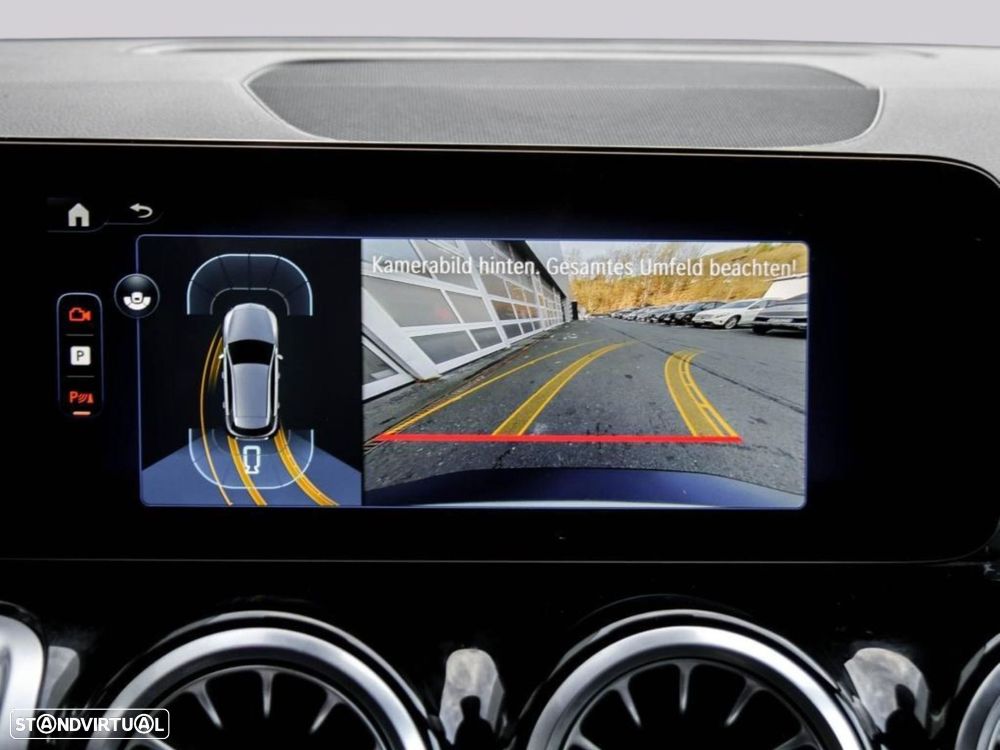 Mercedes-Benz EQB - 7