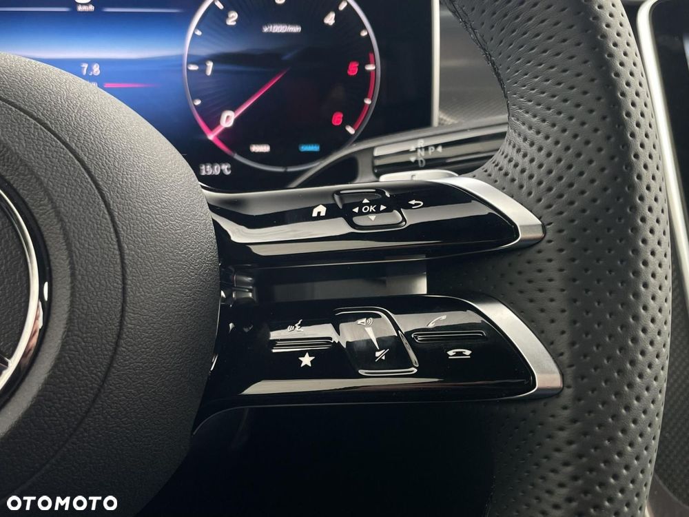 Mercedes-Benz GLC - 15