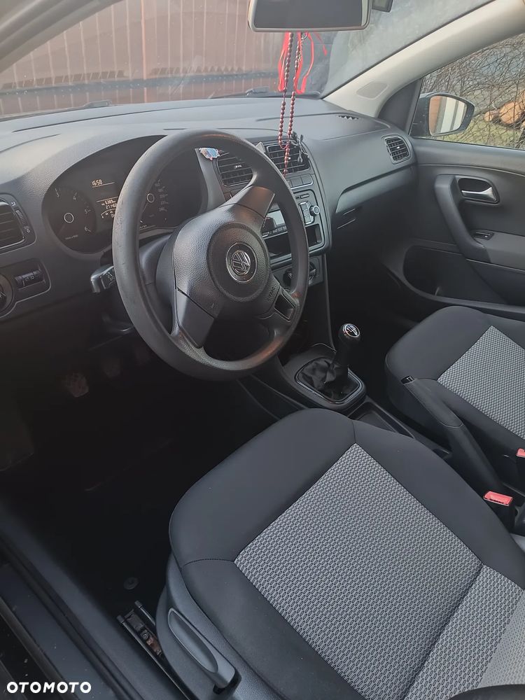 Volkswagen Polo - 14