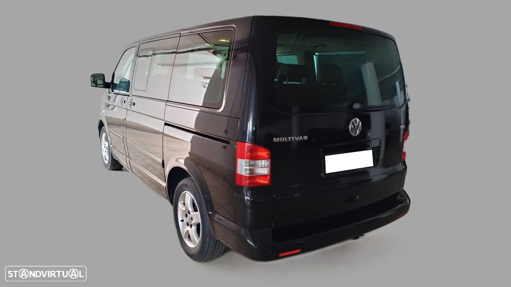 VW Multivan 2.5 TDi Highline - 2
