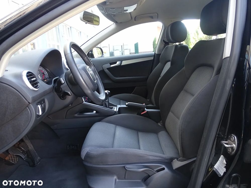 Audi A3 Sportback 1.2 TFSI S line Sportpaket - 15