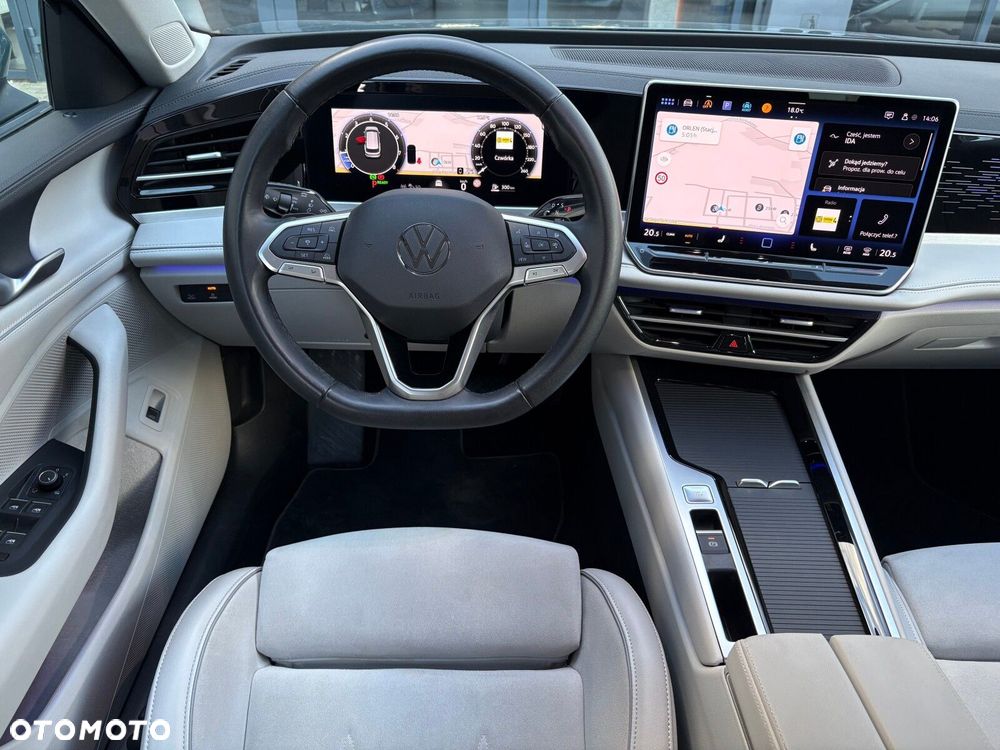 Volkswagen Passat Variant - 11