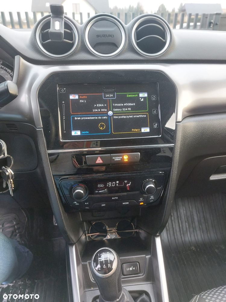 Suzuki Vitara 1.0 Boosterjet Premium 2WD - 7