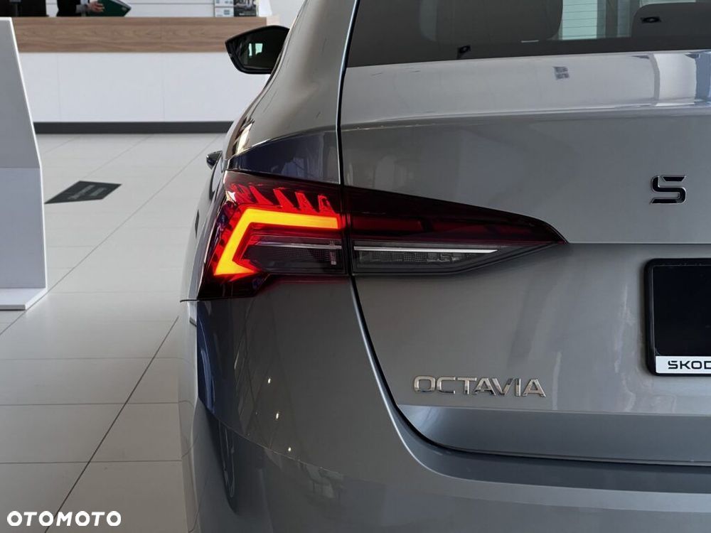Skoda Octavia 1.5 TSI mHEV Edition 130 Selection DSG - 17