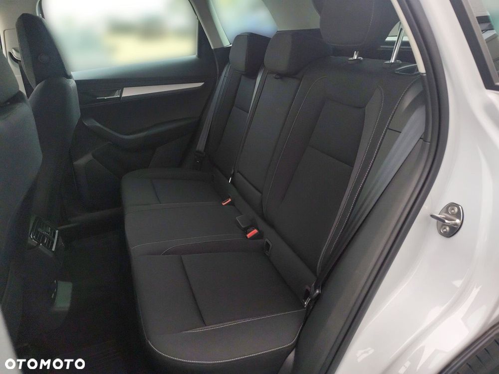 Skoda Karoq 1.5 TSI ACT Selection DSG - 12