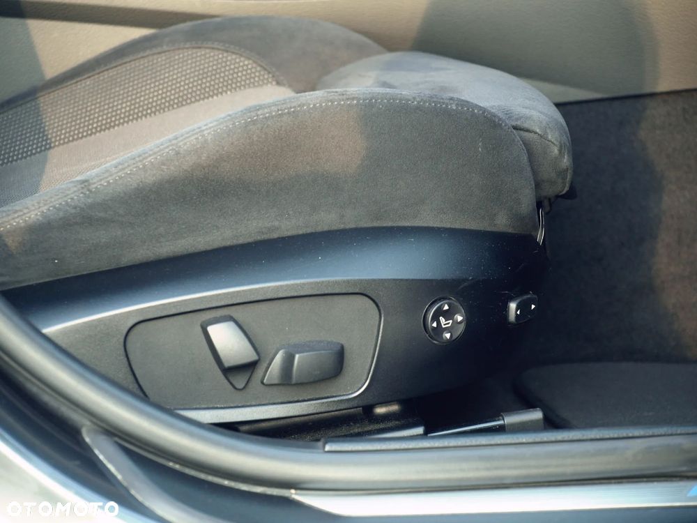 BMW X1 xDrive25d - 23