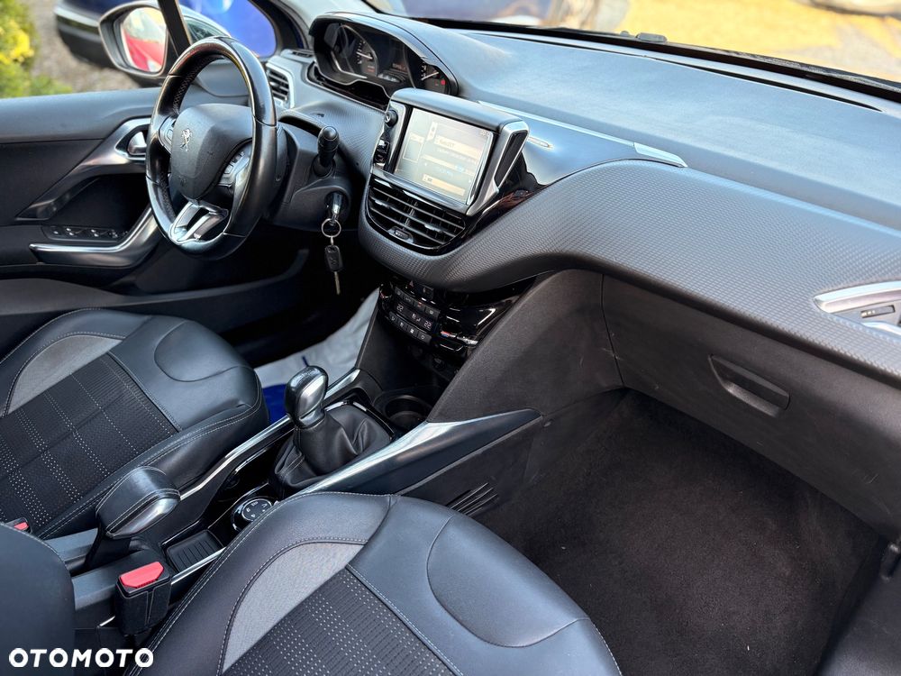 Peugeot 2008 120 VTI Allure - 21