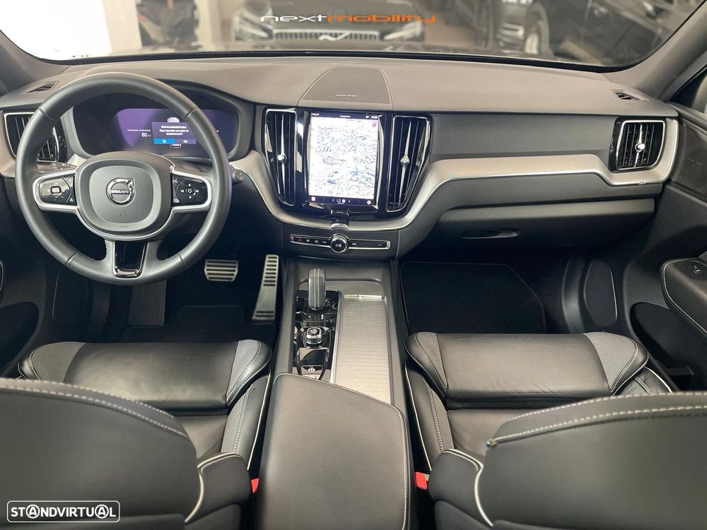 Volvo XC 60 2.0 T6 PHEV R-Design AWD - 9