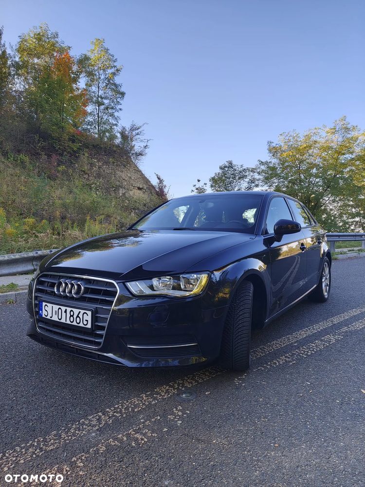 Audi A3 Sportback 1.6 TDI Attraction - 1