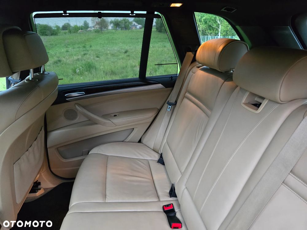 BMW X5 xDrive35d - 18
