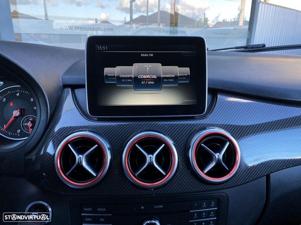 Mercedes-Benz B 180 d AMG Line - 13