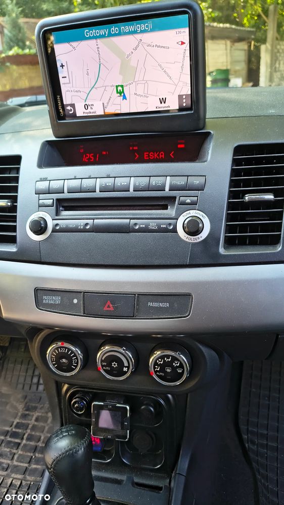 Mitsubishi Lancer 1.6 Invite - 5