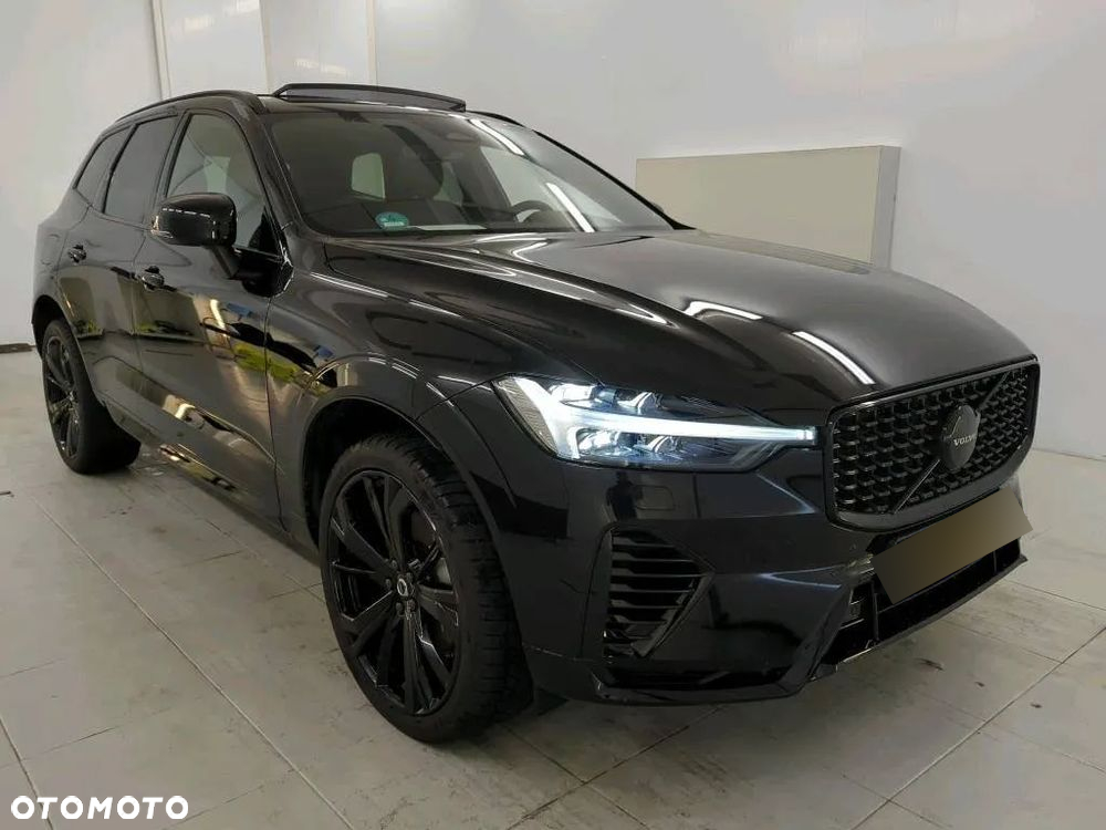 Volvo XC 60 T6 Plug-In Hybrid AWD Plus Black Edition - 2