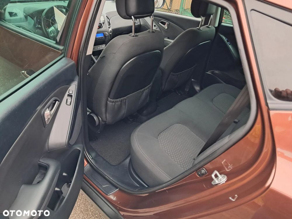 Hyundai ix35 1.7 CRDi 2WD blue Comfort - 18