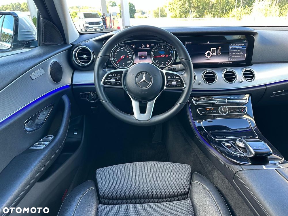 Mercedes-Benz Klasa E 220 d 9G-TRONIC - 7